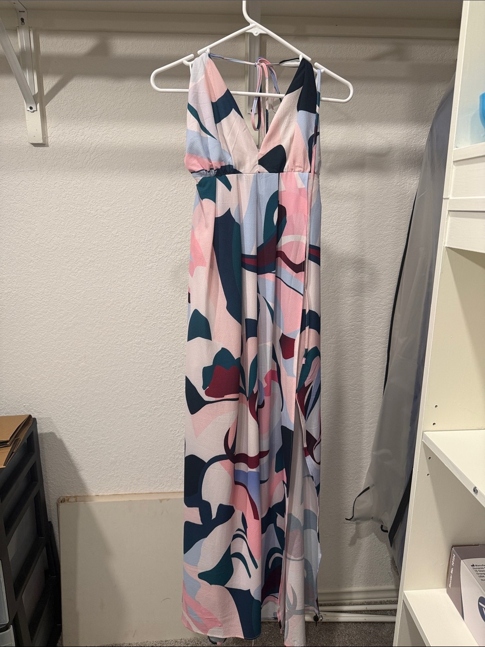 Abstract Print Sleeveless Maxi Dress in Pink and Navy